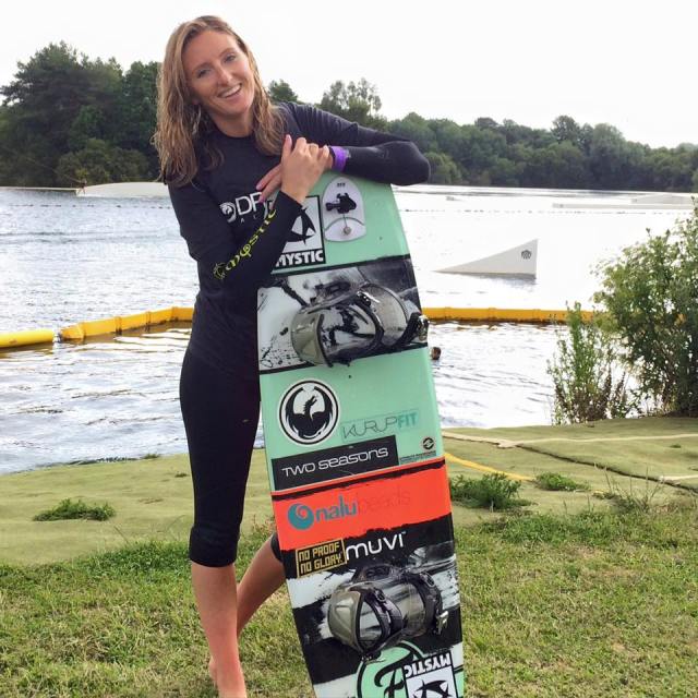 11049606_914617351908202_3367470378388452683_n